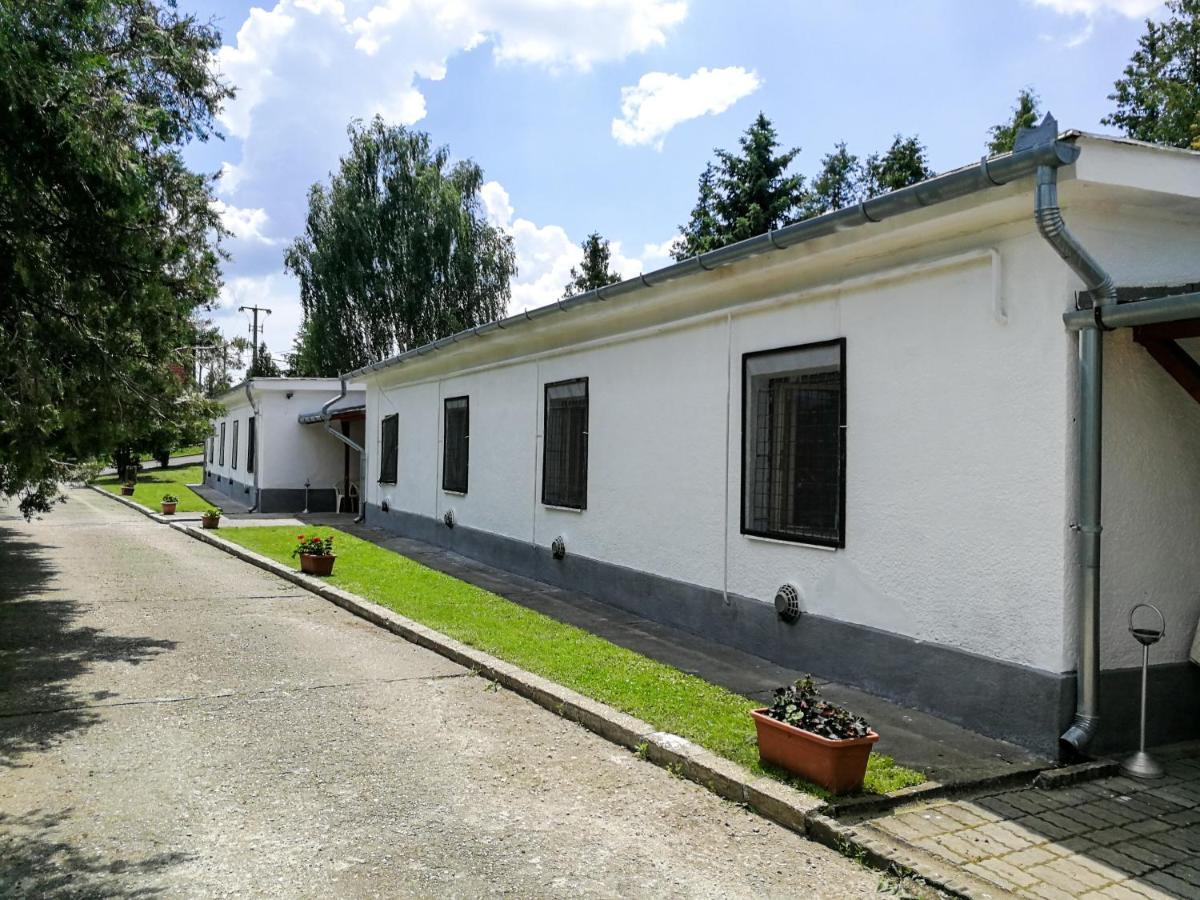 Panorama Ueduelo Otel Aggtelek Dış mekan fotoğraf