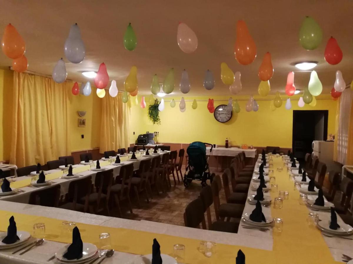 Panorama Ueduelo Otel Aggtelek Dış mekan fotoğraf