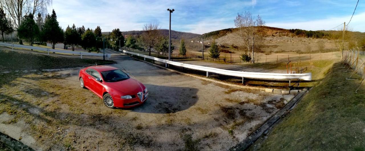 Panorama Ueduelo Otel Aggtelek Dış mekan fotoğraf